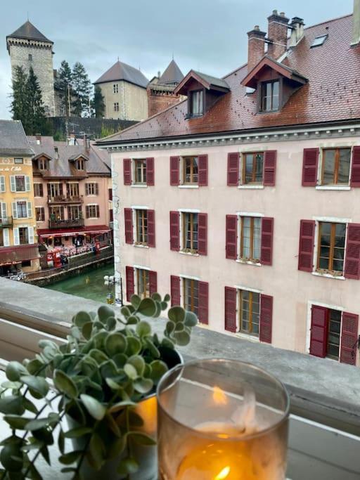 Le Roseau - En Plein Coeur Historique Apartment Annecy Exterior photo